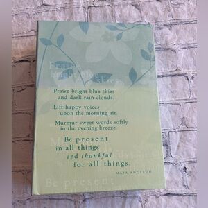 HALLMARK (2001) MAYA ANGELOU LIFE MOSAIC PHOTO SOFT GREEN FLORAL ALBUM